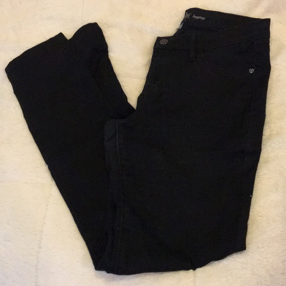 New York & Company Black leggings size 6